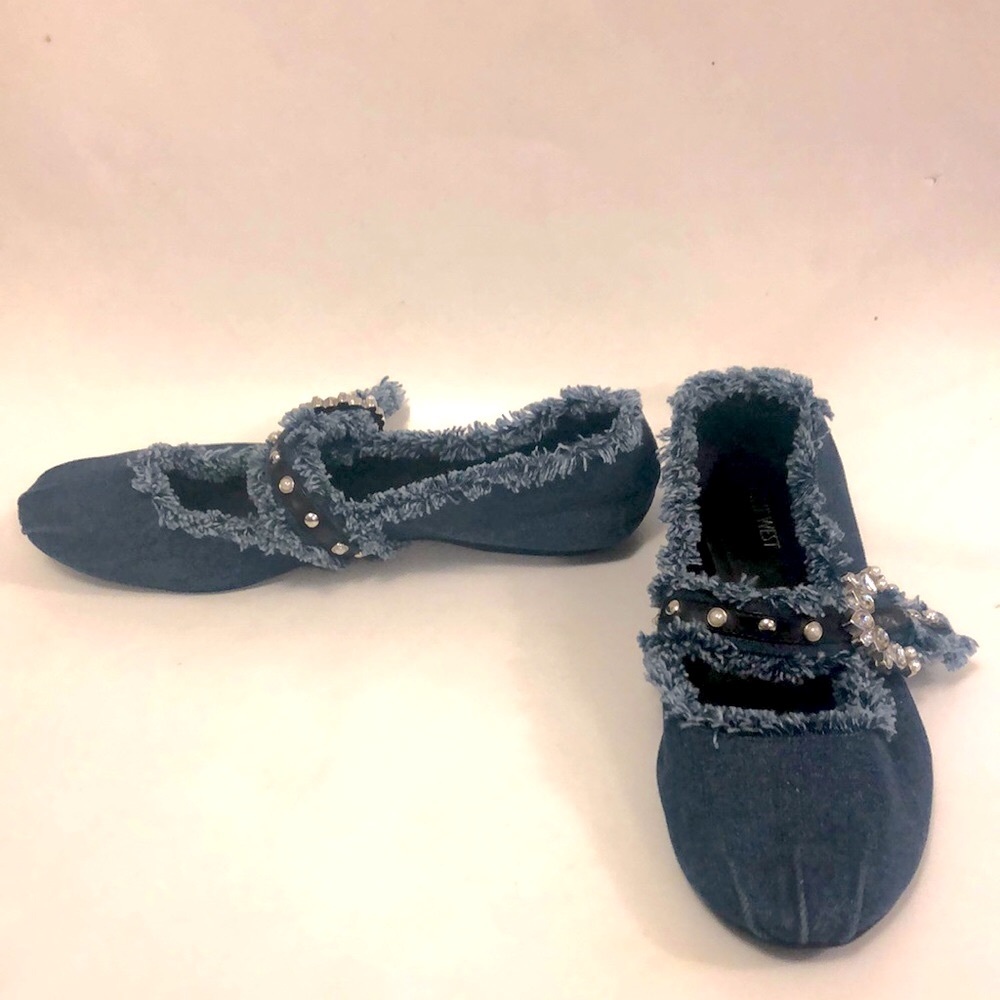 Nine West 8.5M Flats Frayed Blue Denim Mary Jane Strap crystal Pearl metal studs